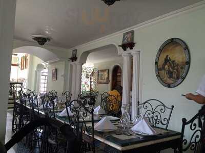 De Oliva Restaurante & Café