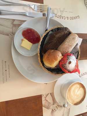 Ganso & Castor Cafe-bistro Provenza