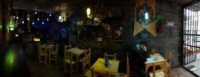 Tres Escobas Pub Pasto