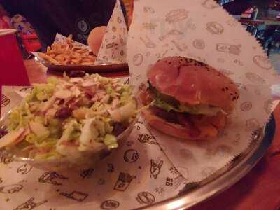 Hello! Burgers & Beer