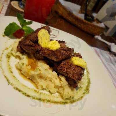 La Herradura Grill House