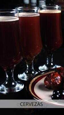 La Roma Pizzeria & Trattoria