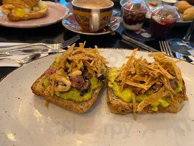 Ely Cafe De Las Novias