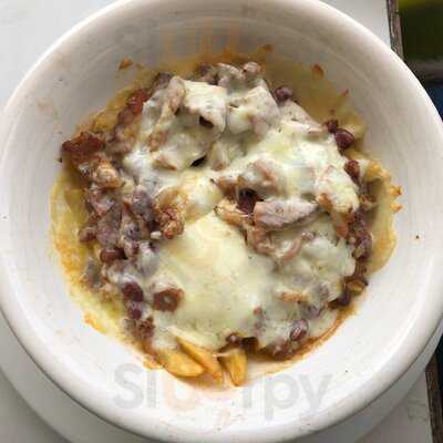 Mahalo Action Sports Cafe