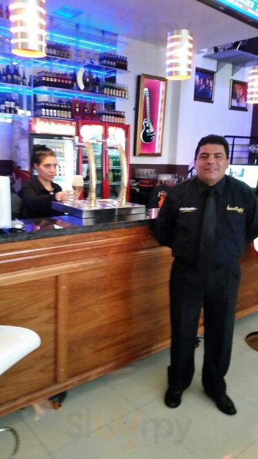 Luna Cafe Parrilla & Bar Facatativa