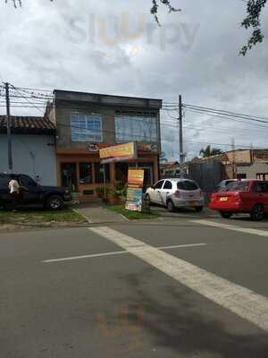 Photo 3