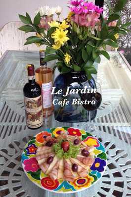 Le Jardin Café Bistro