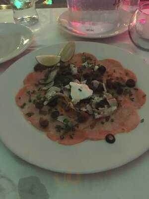 Bar-restaurante Santo Patio Show