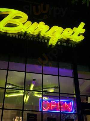 Burget - Burgers, Hotdogs & Shakes