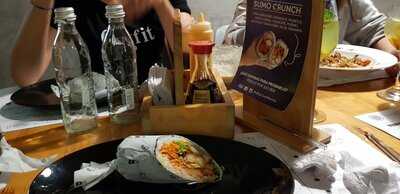 Roll Up - Sushi Burrito