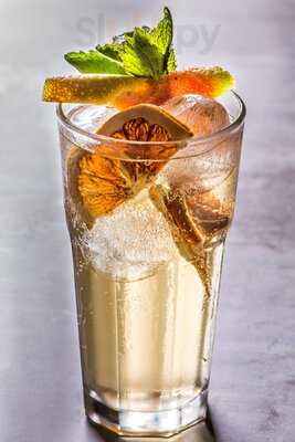 El Pana Sports Bar & Grill