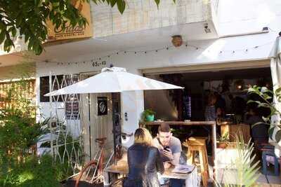 Ondas Cafe, Hostel & Bar