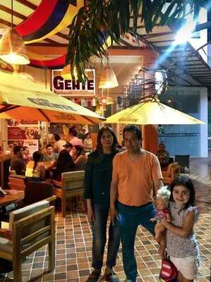 Mi Gente Parrilla Bar