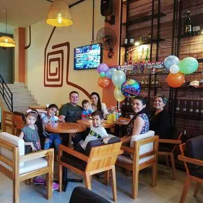 Mi Gente Parrilla Bar