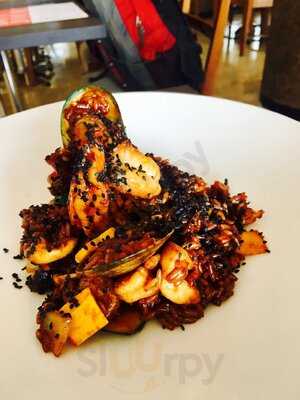 Simple Bar And Kitchen