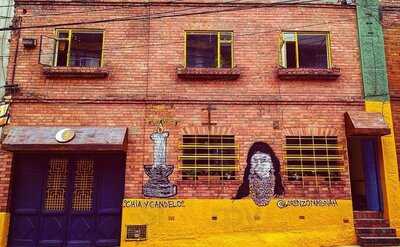 Chia & Candelo H & R