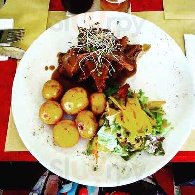 Chia & Candelo H & R