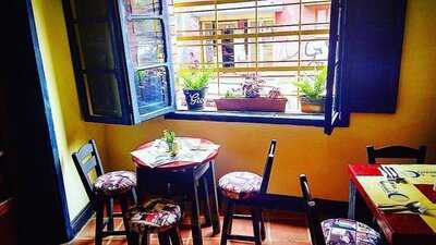 Chia & Candelo H & R