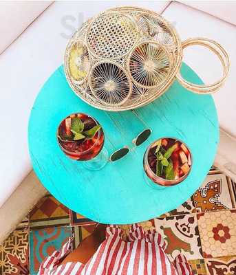 Locombia Café & Bar