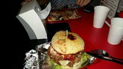 La Piccola Fattoria E Pizzeria