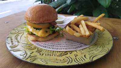 Hamburquesas La Nacional