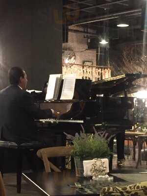 Mozzarella Bar - Ambiente Living