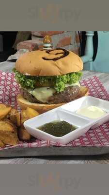 Nómadas Wings & Grill