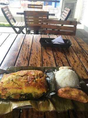 La Barra Comida Tipica