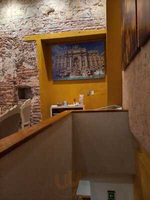 Amaretto Restaurante & Pizzería