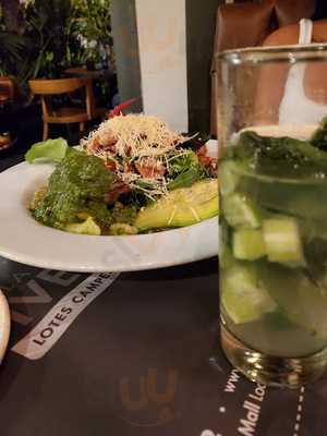 El Tacuate Resterraunt And Bar