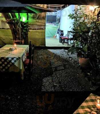 Restaurante Snack Bar Pizzería El Graspo De Uva