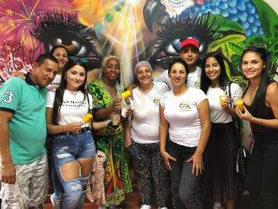 Cremas Doña Alba Comuna 13