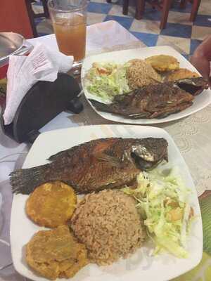 Restaurant Robert Sazon Momposino