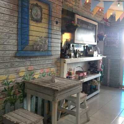 El Callejon Creperia