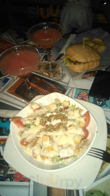 Karboneros Fast Food & Grill