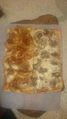 Rustic's Pizza Gourmet