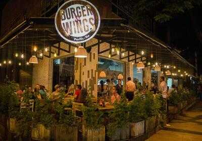 Burger & Wings