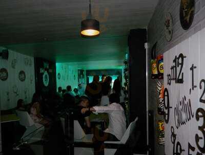 Chillin'drinks And Cocktails