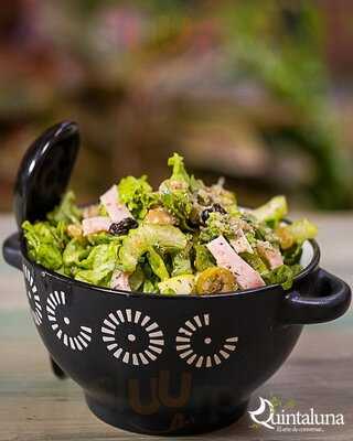 Quintaluna Cafe Cultural