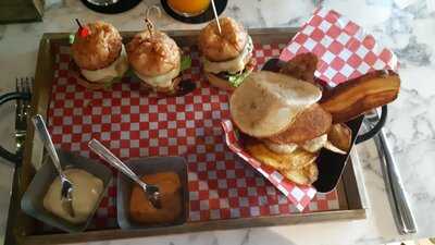 Acento Restaurante Bar