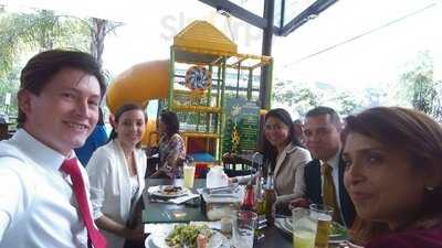 J&c Delicias Rio Sur