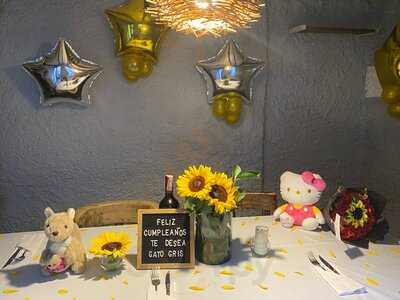 Café Restaurante El Gato Gris