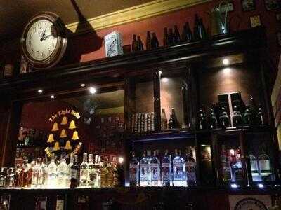 The Eight Bells English Pub
