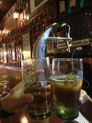 The Eight Bells English Pub