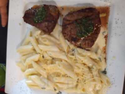 Steak Carbón. Parrilla Argentina.