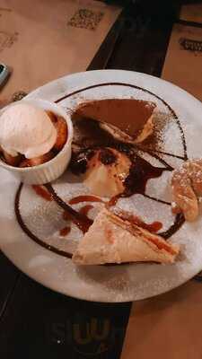 Trattoria La Divina Comedia