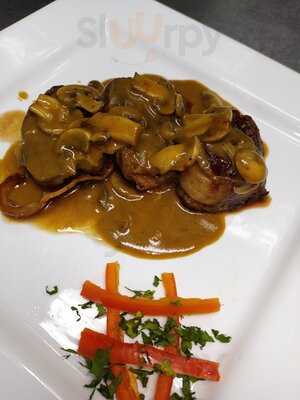 Chilis Parrilla & Mar