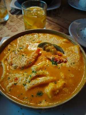 Tasca, La Puerta De Alcalá