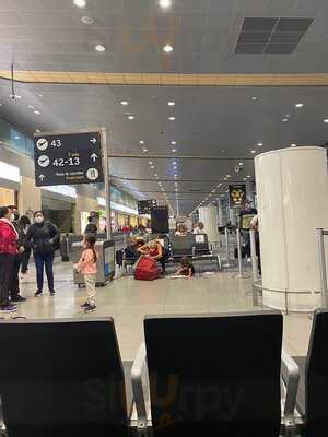 Crepes & Waffles Bogota El Dorado Airport