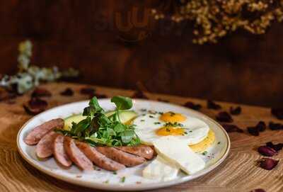 Brujería Bocados, Brebajes Y Alharaca